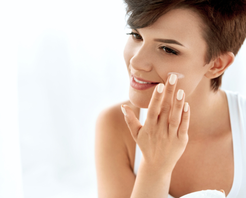 Ringiovanire il viso